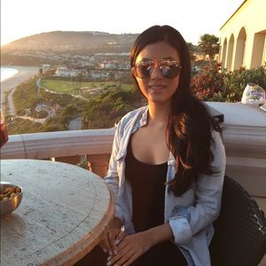 Meet your Posher, Lauren